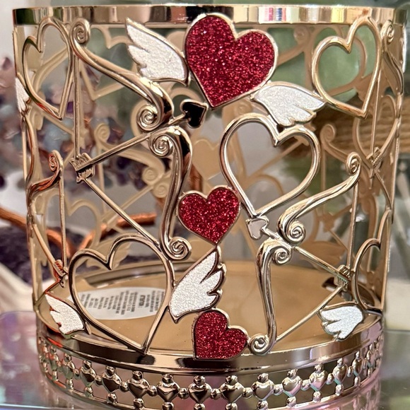 🆕🪉BATH & BODY WORKS LIMITED EDITION “CUPID LOVE” 3-WICK CANDLE HOLDER. NEW! - Picture 2 of 11